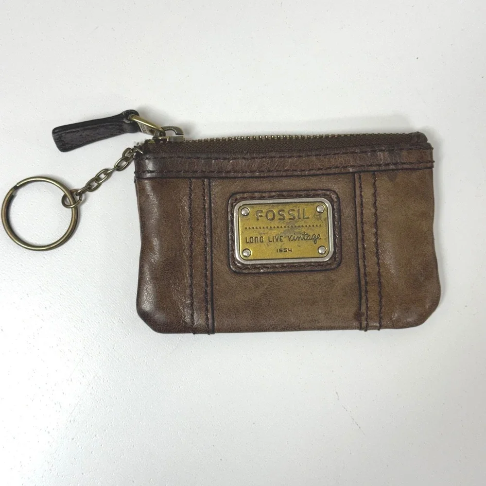 Fossil Vintage Brown Leather Coin Purse Keychain ID Holder Wallet